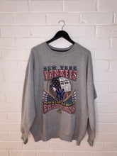 Load image into Gallery viewer, grey new york yankees sweater
